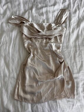 Selfie Leslie Champagne Off Shoulder Mini Dress